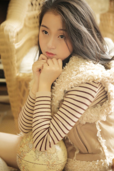 藤井蕾娜